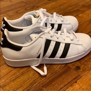 Adidas Superstar